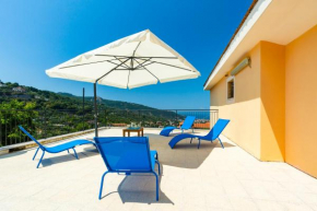 Country House with Terrace near Sorrento